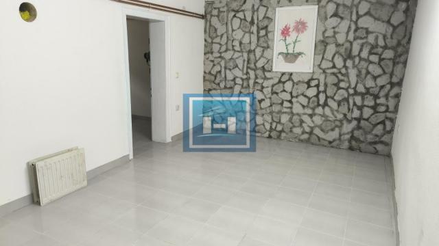 Kuća, Trosoban, Prodaja, 153m2, Gradska lokacija, Ćuprija