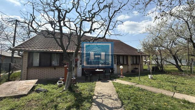 Kuća, četvorosoban, Prodaja, 160m2, Kupusara, Gradska lokacija, Jagodina