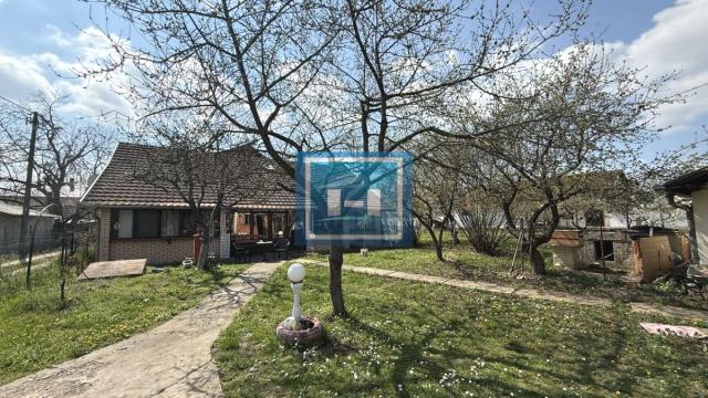 Kuća, četvorosoban, Prodaja, 160m2, Kupusara, Gradska lokacija, Jagodina