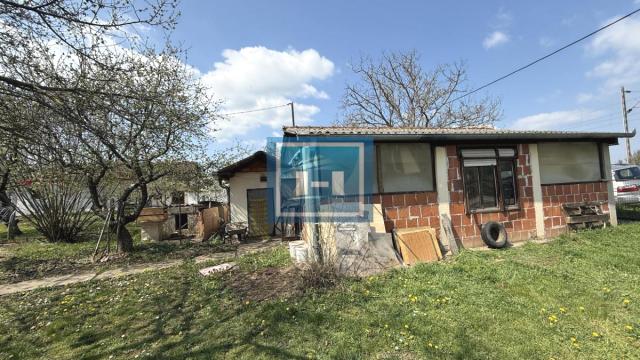 Kuća, četvorosoban, Prodaja, 160m2, Kupusara, Gradska lokacija, Jagodina