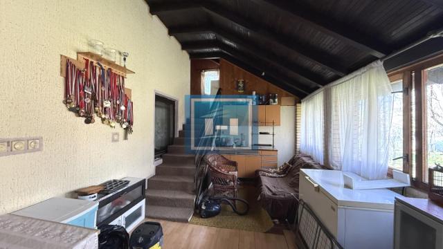 Kuća, četvorosoban, Prodaja, 160m2, Kupusara, Gradska lokacija, Jagodina