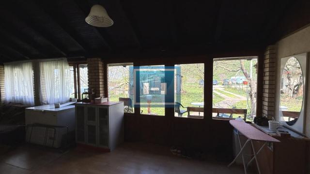 Kuća, četvorosoban, Prodaja, 160m2, Kupusara, Gradska lokacija, Jagodina