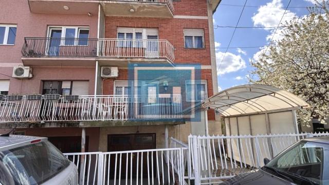 Kuća, četvorosoban, Prodaja, 344m2, Levač, Gradska lokacija, Jagodina