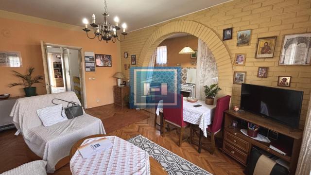 Kuća, četvorosoban, Prodaja, 344m2, Levač, Gradska lokacija, Jagodina