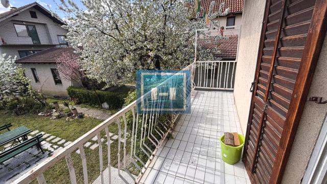 Kuća, četvorosoban, Prodaja, 344m2, Levač, Gradska lokacija, Jagodina