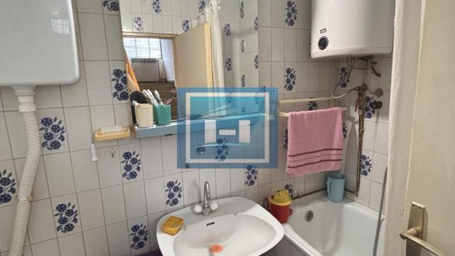 Kuća, četvorosoban, Prodaja, 344m2, Levač, Gradska lokacija, Jagodina