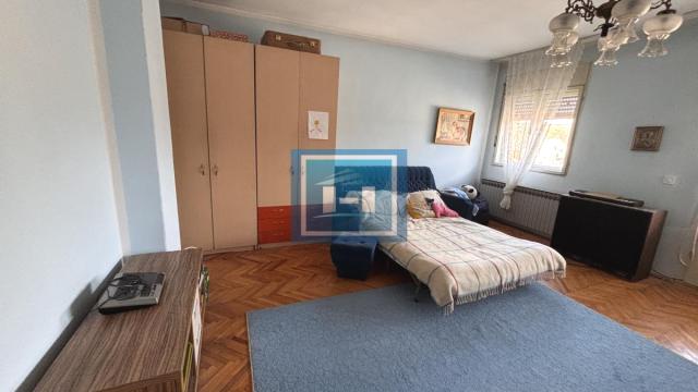 Kuća, četvorosoban, Prodaja, 344m2, Levač, Gradska lokacija, Jagodina