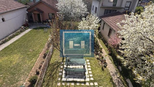 Kuća, četvorosoban, Prodaja, 344m2, Levač, Gradska lokacija, Jagodina