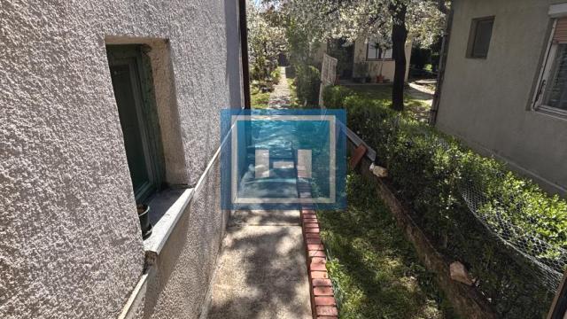 Kuća, četvorosoban, Prodaja, 344m2, Levač, Gradska lokacija, Jagodina