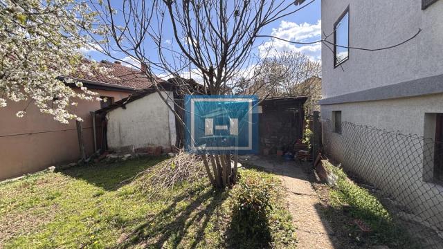 Kuća, četvorosoban, Prodaja, 344m2, Levač, Gradska lokacija, Jagodina