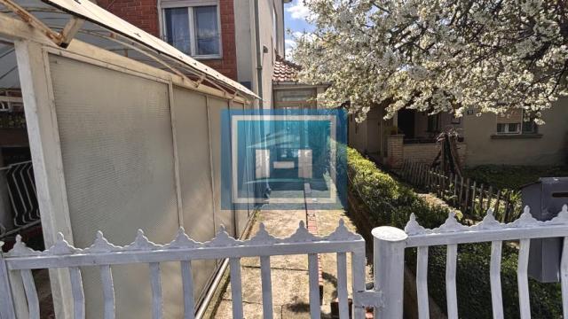 Kuća, četvorosoban, Prodaja, 344m2, Levač, Gradska lokacija, Jagodina