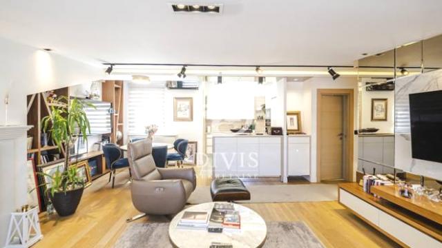 Stan, Trosoban, Prodaja, 83m2, Šumatovačka