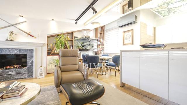 Stan, Trosoban, Prodaja, 83m2, Šumatovačka