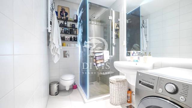 Stan, Trosoban, Prodaja, 83m2, Šumatovačka