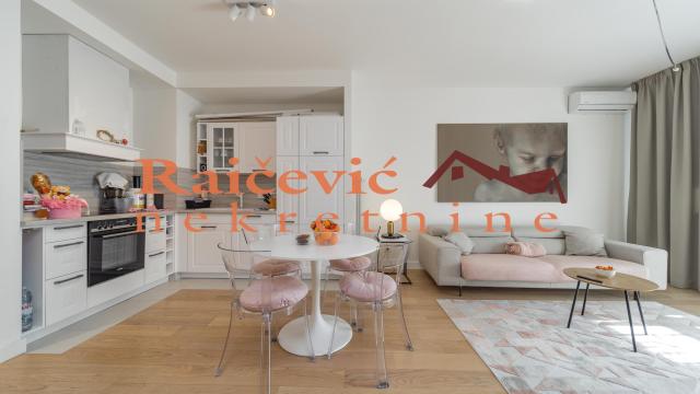 Stan, Trosoban, Prodaja, 74m2, Beograd na vodi, Savski venac, Luke Celovica Trebinjca