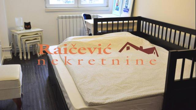 Stan, Trosoban, Prodaja, 82m2, Kalenić pijaca, Vračar, Topolska