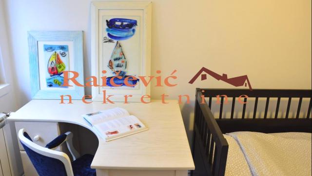 Stan, Trosoban, Prodaja, 82m2, Kalenić pijaca, Vračar, Topolska