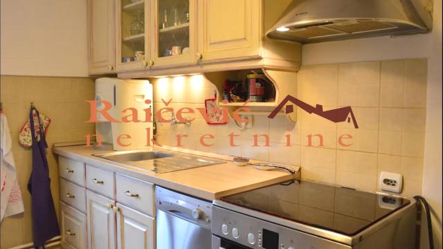 Stan, Trosoban, Prodaja, 82m2, Kalenić pijaca, Vračar, Topolska