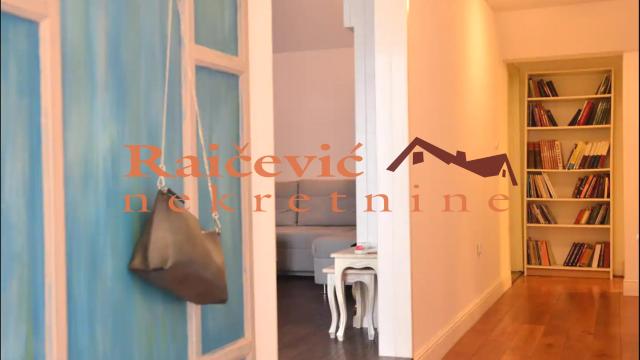 Stan, Trosoban, Prodaja, 82m2, Kalenić pijaca, Vračar, Topolska