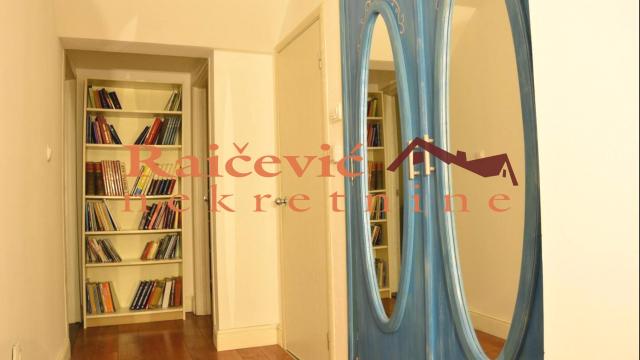 Stan, Trosoban, Prodaja, 82m2, Kalenić pijaca, Vračar, Topolska