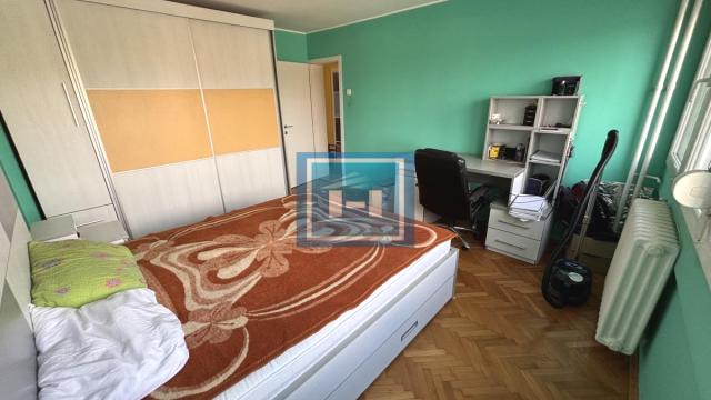 Stan, Trosoban, Prodaja, 73m2, Centar, Gradska lokacija, Jagodina