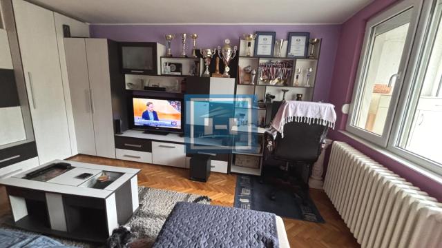 Stan, Trosoban, Prodaja, 73m2, Centar, Gradska lokacija, Jagodina