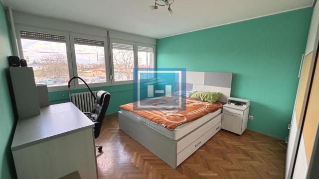 Stan, Trosoban, Prodaja, 73m2, Centar, Gradska lokacija, Jagodina