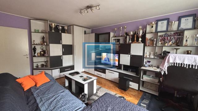 Stan, Trosoban, Prodaja, 73m2, Centar, Gradska lokacija, Jagodina