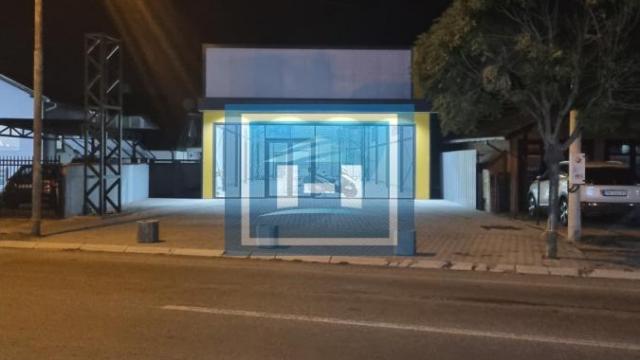 Poslovni prostor, Izdavanje, 430m2, Gloždak, Gradska lokacija, Paraćin