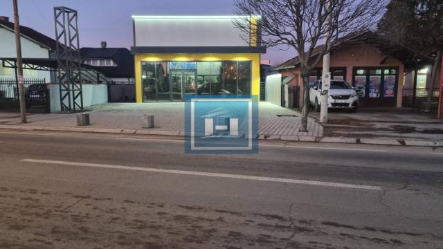 Poslovni prostor, Izdavanje, 430m2, Gloždak, Gradska lokacija, Paraćin