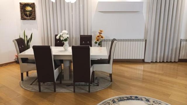 Stan, Dvosoban, Prodaja, 148m2, Hram svetog Save, Vračar, Sokolska