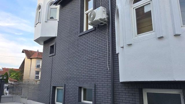 Kuća, Petosoban i veći, Prodaja, 300m2, Telep, Novi Sad, Milana Savica