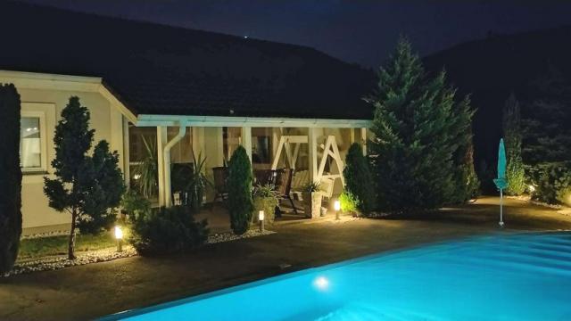 Kuća, Petosoban i veći, Prodaja, 277m2, Backi Petrovac