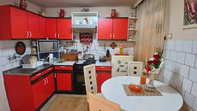 Kuća, četvorosoban, Prodaja, 117m2, Dože Đerđa