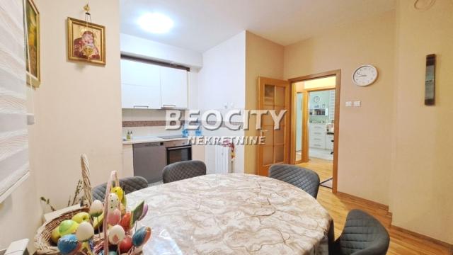 Stan, Trosoban, Prodaja, 70m2, Lekino brdo, Voždovac, Banjalučka