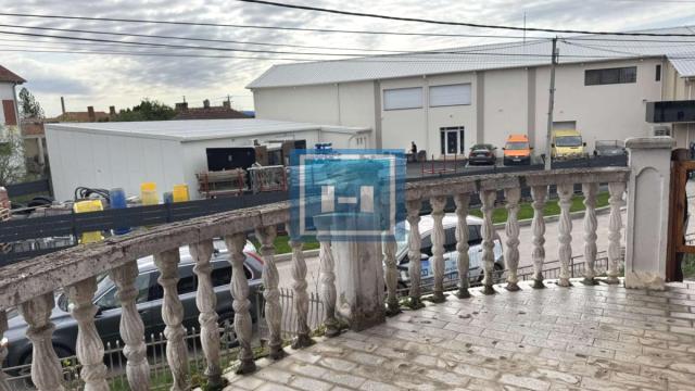 Kuća, četvorosoban, Prodaja, 124m2, Gradska lokacija, Ćuprija