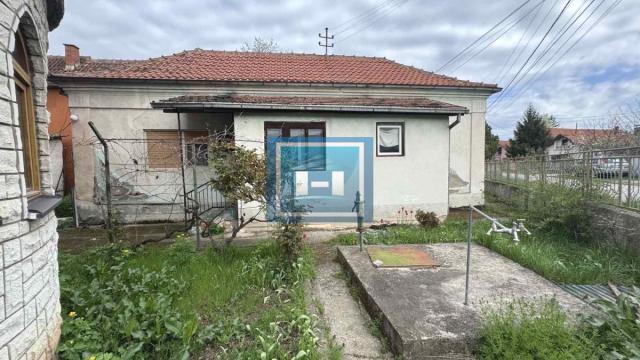 Kuća, četvorosoban, Prodaja, 124m2, Gradska lokacija, Ćuprija