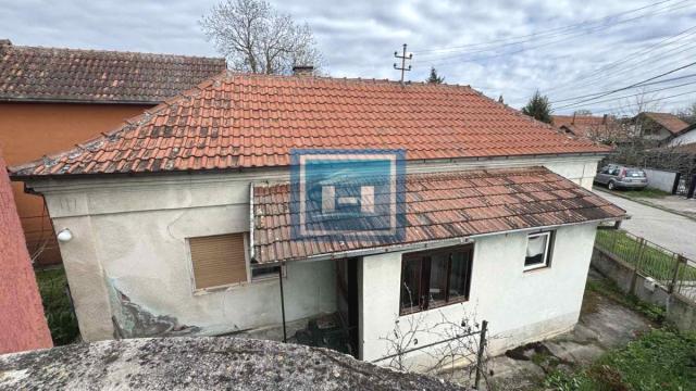 Kuća, četvorosoban, Prodaja, 124m2, Gradska lokacija, Ćuprija