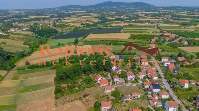 Plac, Prodaja, 1300m2, Mladenovac selo, Mladenovac, Bozidara Hajduk Veljkovica