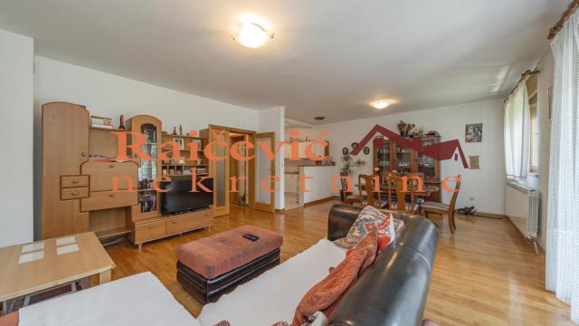 Stan, Petosoban, Prodaja, 142m2, Dedinje, Savski venac, Raska