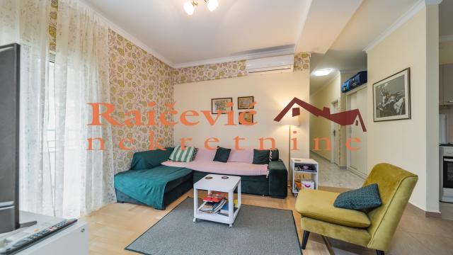 Stan, Trosoban, Prodaja, 79m2, Centar, Stari grad, Zmaja od Nocaja