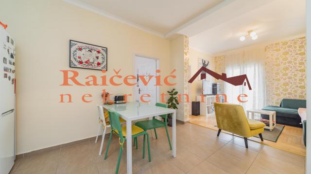 Stan, Trosoban, Prodaja, 79m2, Centar, Stari grad, Zmaja od Nocaja