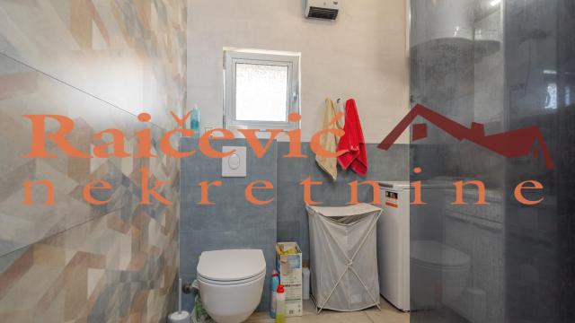 Stan, Trosoban, Prodaja, 79m2, Centar, Stari grad, Zmaja od Nocaja