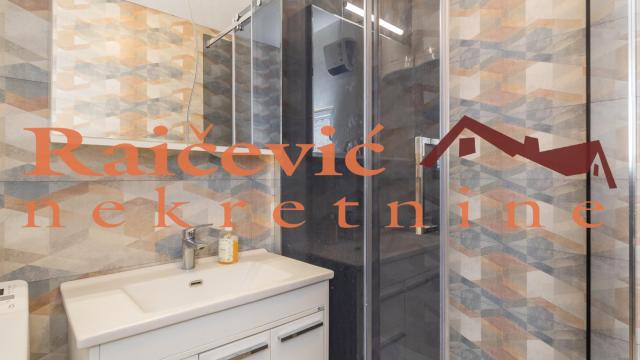 Stan, Trosoban, Prodaja, 79m2, Centar, Stari grad, Zmaja od Nocaja