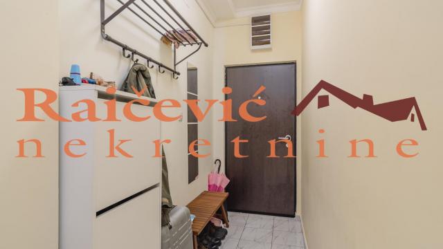 Stan, Trosoban, Prodaja, 79m2, Centar, Stari grad, Zmaja od Nocaja