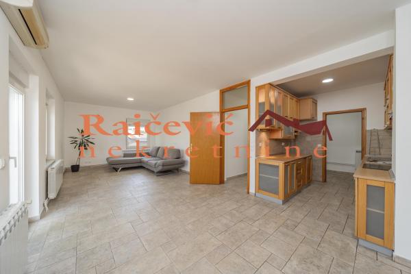 prodaja, stanova,
cvetkova-pijaca-zvezdara-beograd, 1084009, trosoban-zivka-davidovica