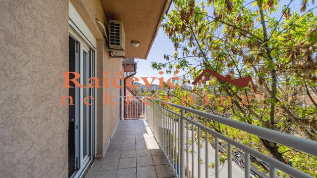 Stan, Trosoban, Prodaja, 90m2, Cvetkova pijaca, Zvezdara, Zivka Davidovica