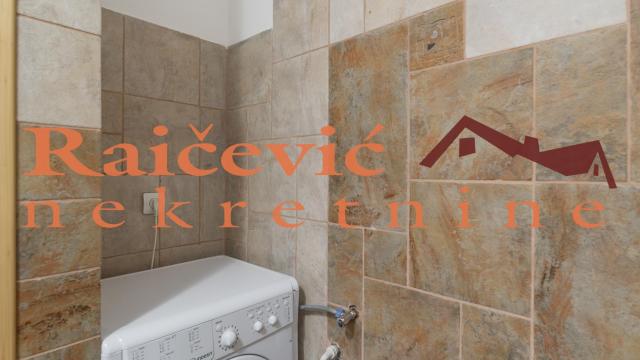 Stan, Trosoban, Prodaja, 90m2, Cvetkova pijaca, Zvezdara, Zivka Davidovica