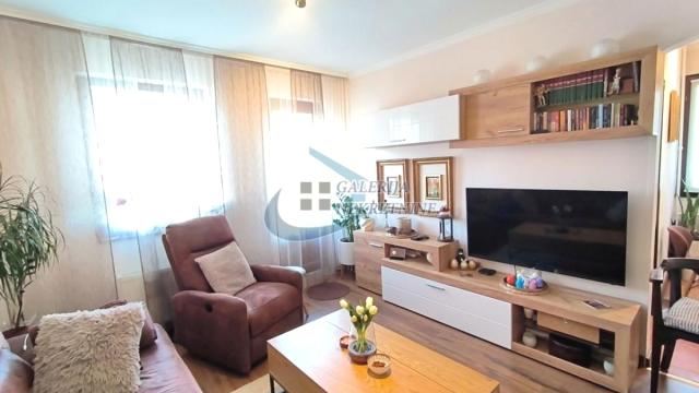 Stan, Dvoiposoban, Prodaja, 64m2, Blok 62, Novi Beograd, Dušana Vukasovića