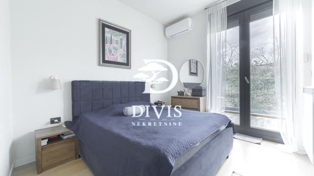 Stan, četvorosoban, Prodaja, 138m2, Tošin Bunar